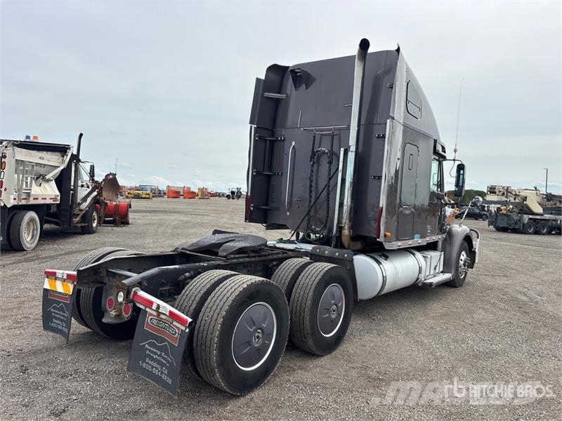 Freightliner Coronado CC132 6x4 T/A Sleeper Truck Tractor Vilcēji