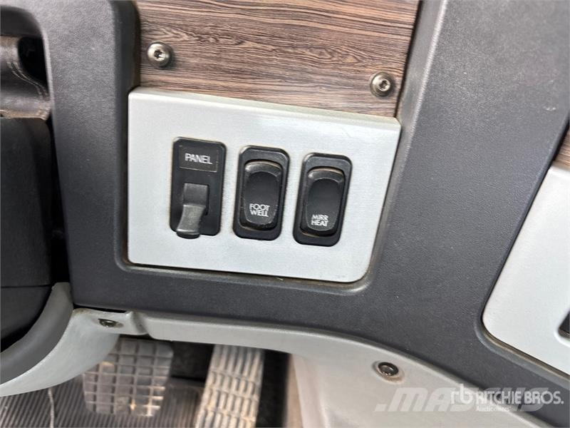 Freightliner Coronado 122 Седельные тягачи