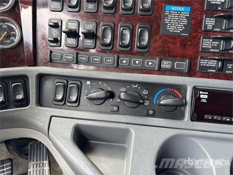 Freightliner Coronado 6x4 T/A Sleeper Truck Tractor (Inoperable Trekkers