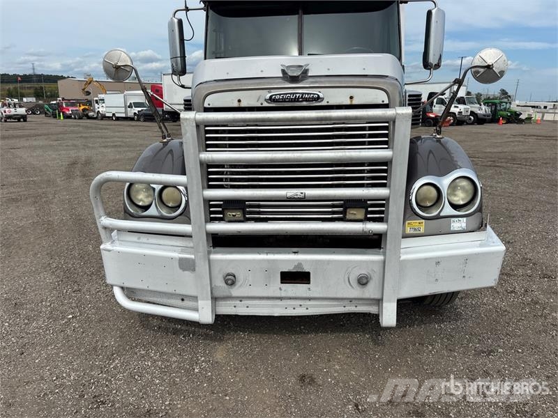 Freightliner Coronado CC132 6x4 T/A Sleeper Truck Tractor Vilcēji