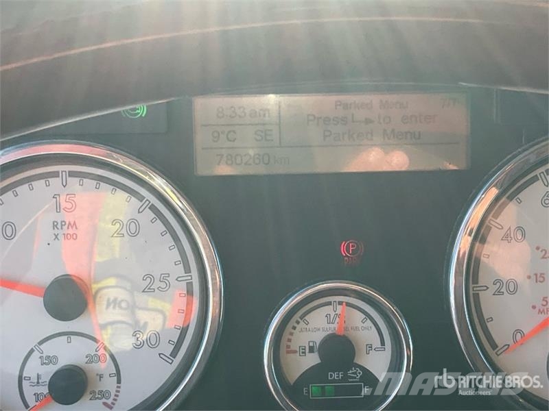 Freightliner Coronado SD122 6x4 T/A Sleeper Truck Tractor Sattelzugmaschinen