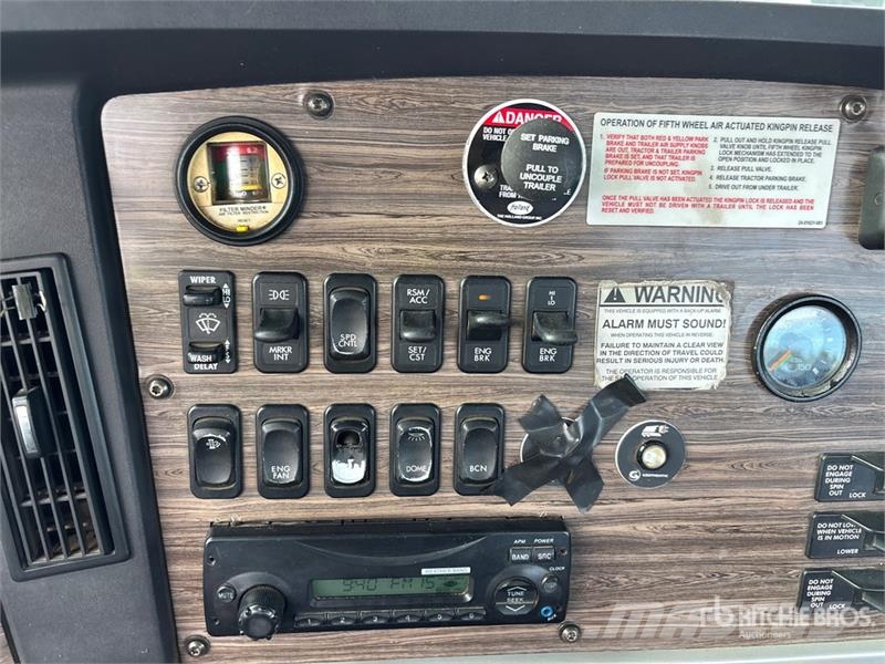 Freightliner Coronado 122 Седельные тягачи