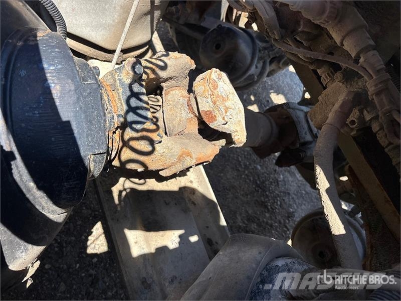 Freightliner Coronado 6x4 T/A Sleeper Truck Tractor (Inoperable Trekkers