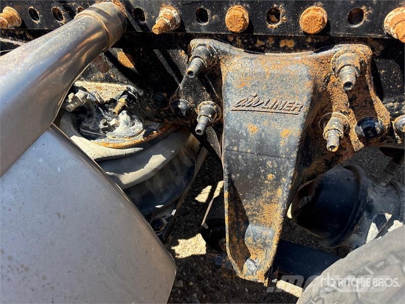 Freightliner Coronado 6x4 T/A Sleeper Truck Tractor (Inoperable Trekkers