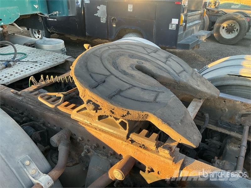 Freightliner Coronado SD122 6x4 T/A Sleeper Truck Tractor Sattelzugmaschinen