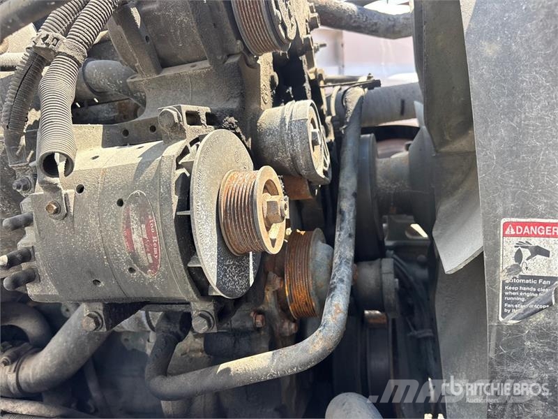 Freightliner Coronado 6x4 T/A Sleeper Truck Tractor (Inoperable Sadulveokid