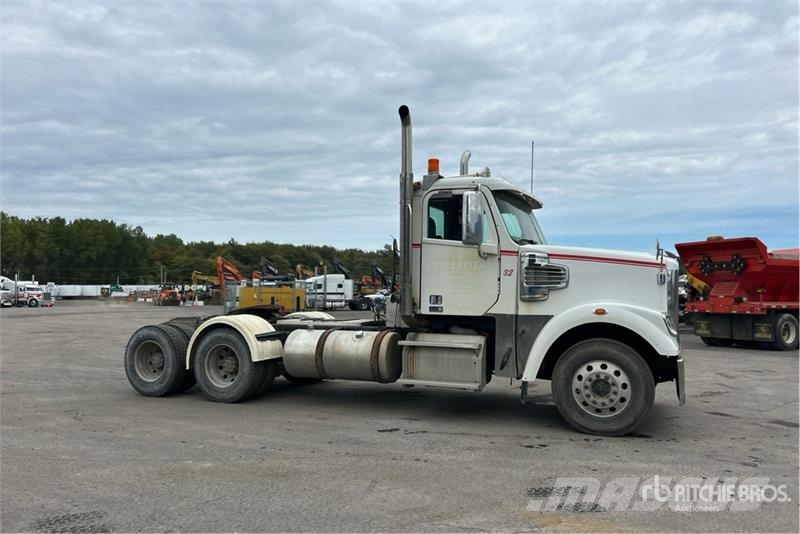 Freightliner Coronado 122SD Nyergesvontatók