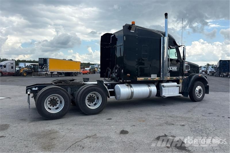 Freightliner Coronado 122SD Sattelzugmaschinen