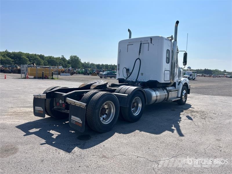 Freightliner Coronado 122SD Prime Movers