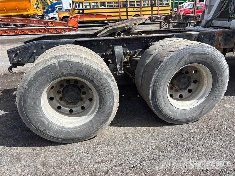 Freightliner Coronado 122SD Ťahače