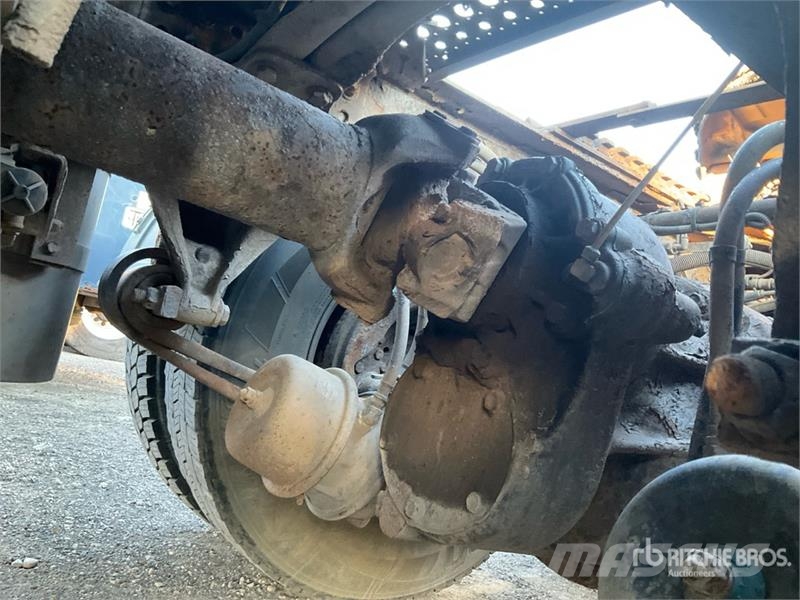 Freightliner Coronado SD122 6x4 T/A Sleeper Truck Tractor Sattelzugmaschinen