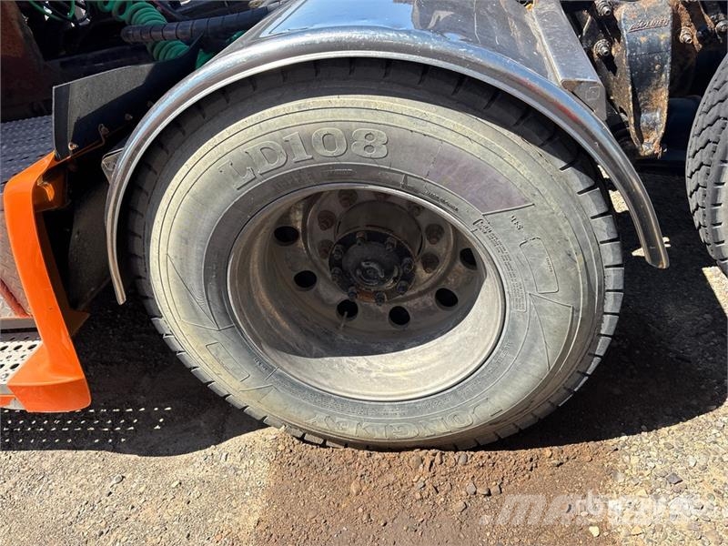 Freightliner Coronado 6x4 T/A Sleeper Truck Tractor (Inoperable Trekkers