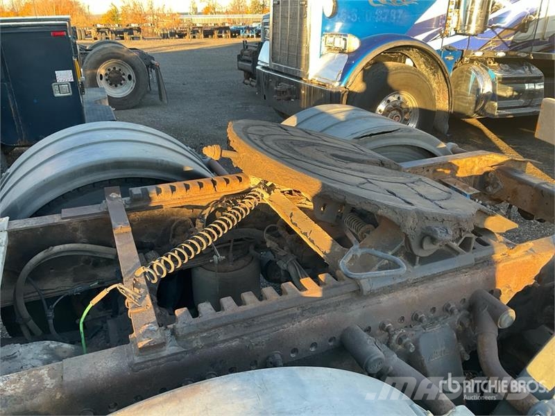 Freightliner Coronado SD122 6x4 T/A Sleeper Truck Tractor Sattelzugmaschinen