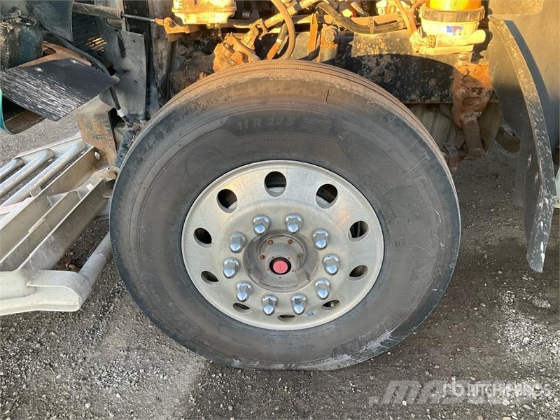 Freightliner Coronado SD122 6x4 T/A Sleeper Truck Tractor Sattelzugmaschinen