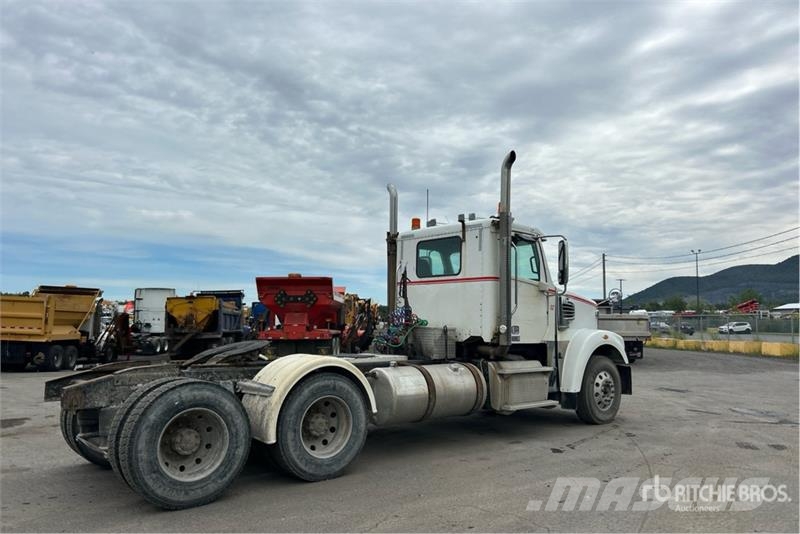 Freightliner Coronado 122SD Nyergesvontatók