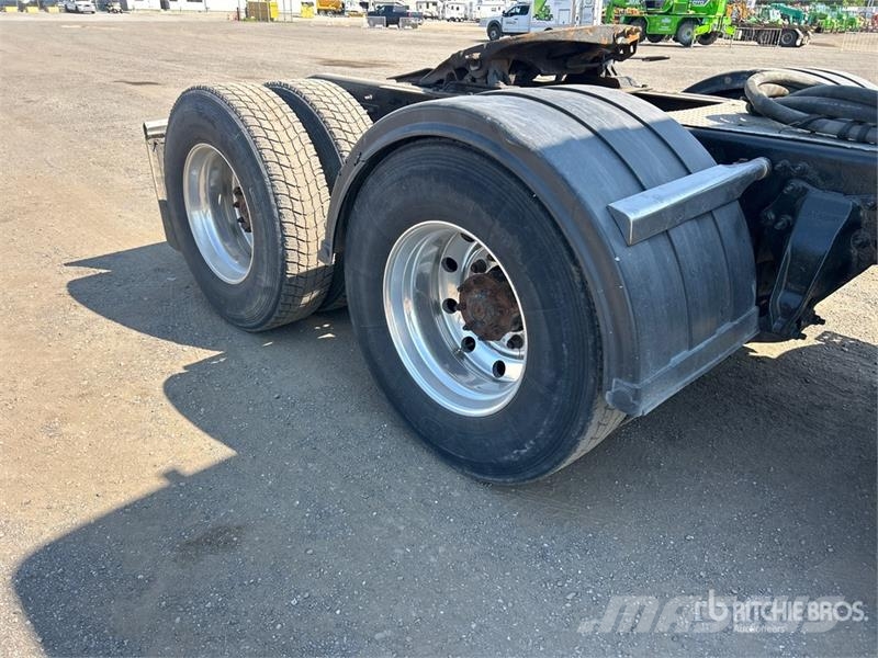 Freightliner Coronado 122SD Prime Movers