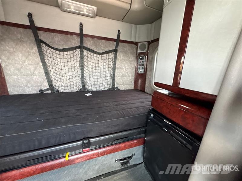 Freightliner Coronado 6x4 T/A Sleeper Truck Tractor (Inoperable Trekkers