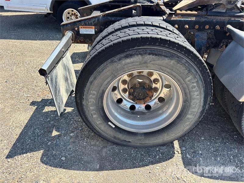 Freightliner Coronado 6x4 T/A Sleeper Truck Tractor (Inoperable Trekkers
