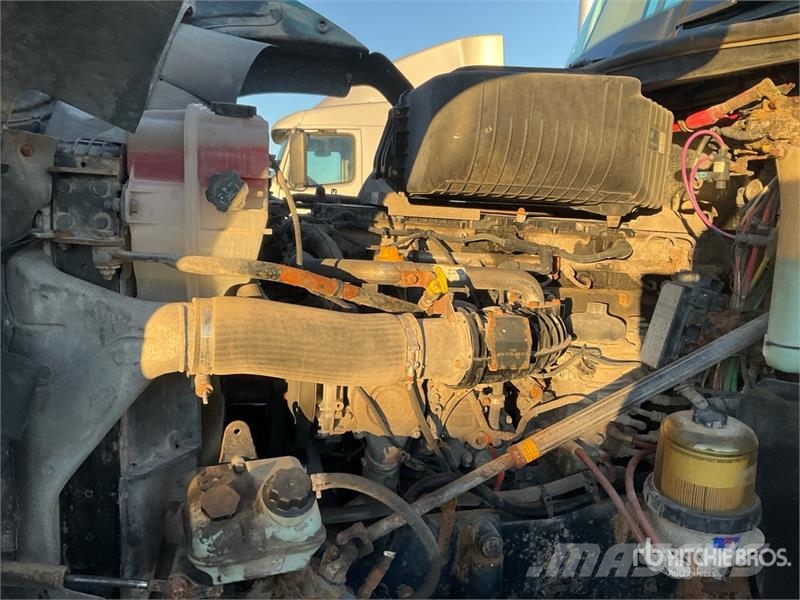 Freightliner Coronado SD122 6x4 T/A Sleeper Truck Tractor Sattelzugmaschinen
