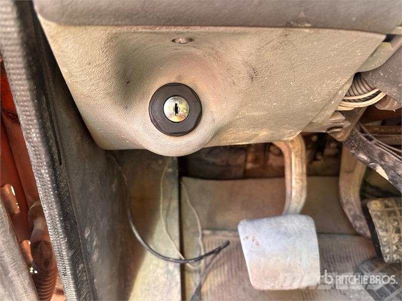 Freightliner Coronado 6x4 T/A Sleeper Truck Tractor (Inoperable Sadulveokid