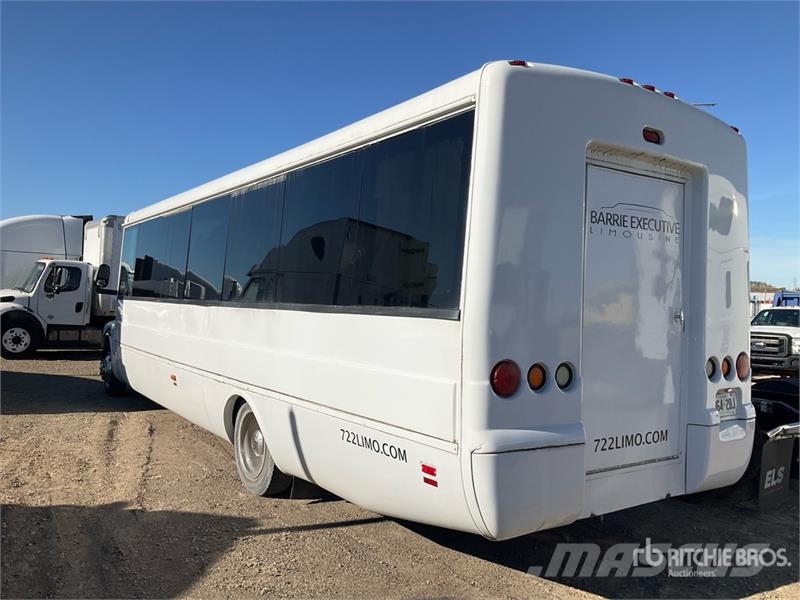 Freightliner FB65 4x2 20-Seat Coach Putnički autobusi