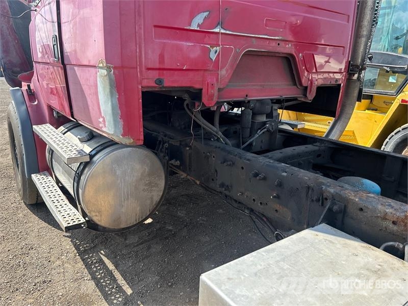 Freightliner FL 112 캐빈 및 인테리어