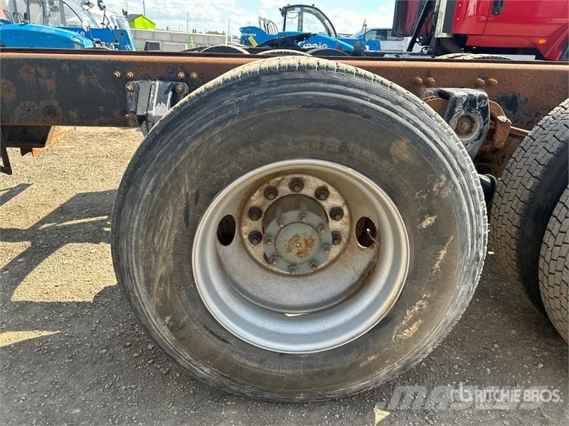 Freightliner FL 112 캐빈 및 인테리어