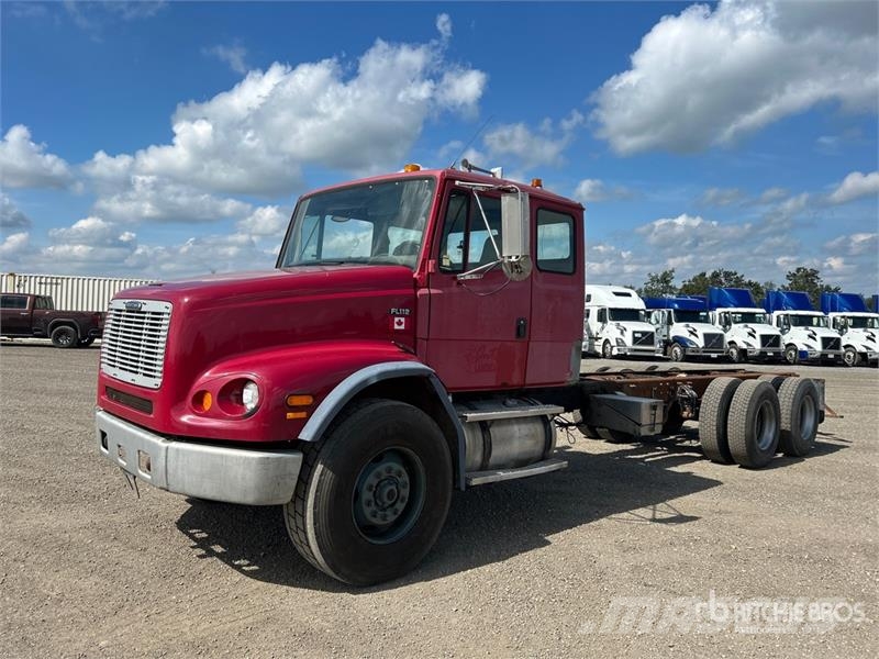 Freightliner FL 112 캐빈 및 인테리어