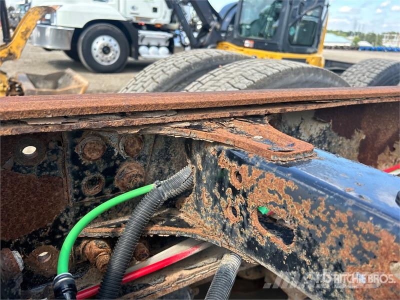 Freightliner FL 112 캐빈 및 인테리어