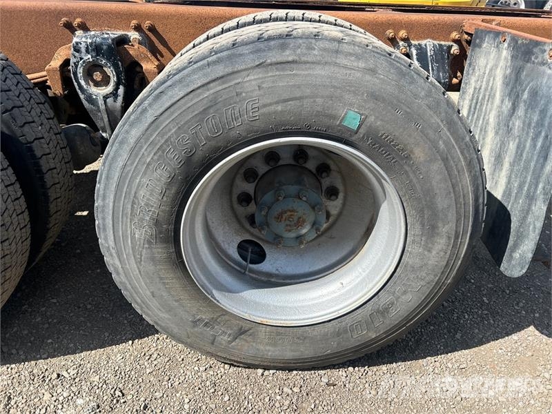 Freightliner FL 112 캐빈 및 인테리어