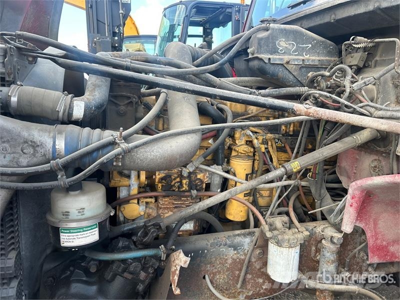 Freightliner FL 112 캐빈 및 인테리어