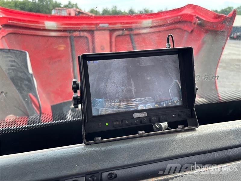 Freightliner FL 80 Camiones de perforación móvil