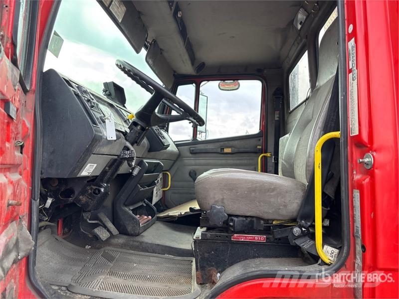 Freightliner FL 80 Camiones de perforación móvil