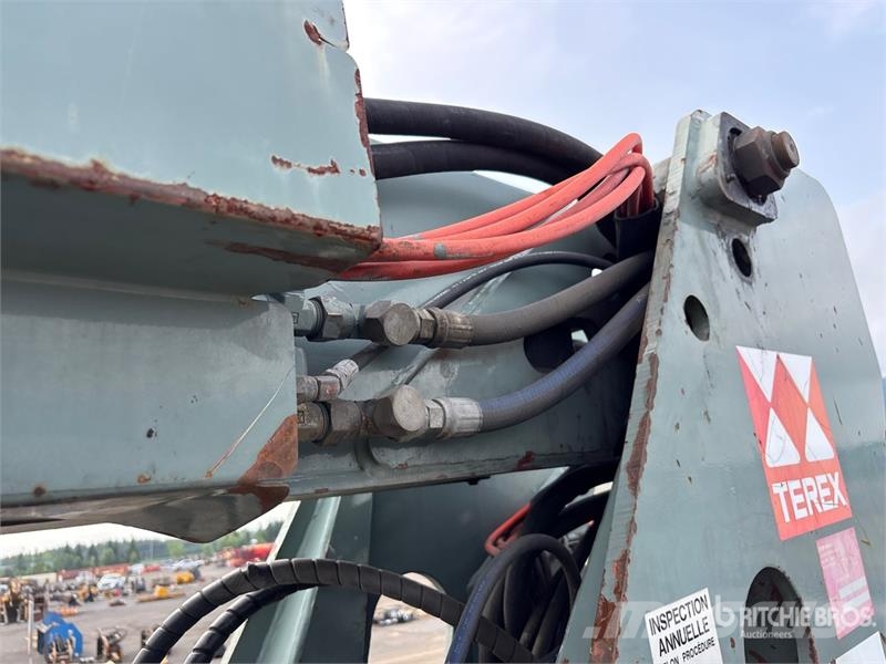 Freightliner FL 80 Camiones de perforación móvil