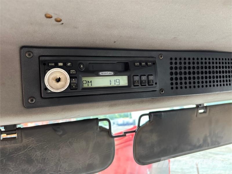 Freightliner FL 80 Camiones de perforación móvil
