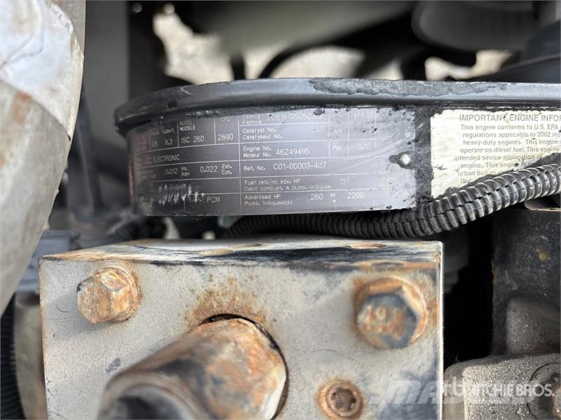 Freightliner FL 80 Camiones de perforación móvil