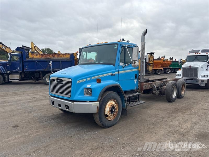Freightliner FL 80 Kabine i unutrašnjost