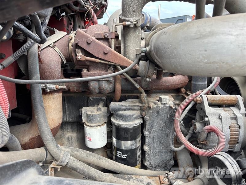 Freightliner FL 80 Camiones de perforación móvil