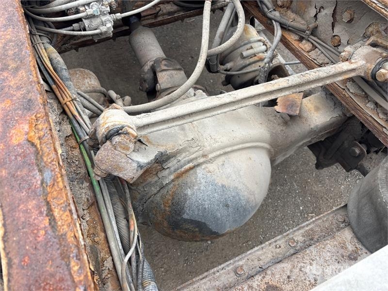 Freightliner FL80 4x2 Cab and Chassis (Inoperable) Kabinen
