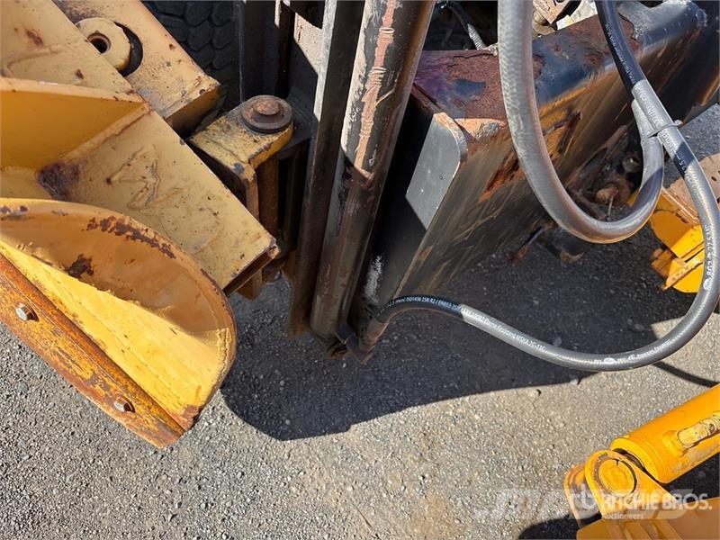 Freightliner FL80 4x2 Snow Plow Truck 시립/다목적 차량