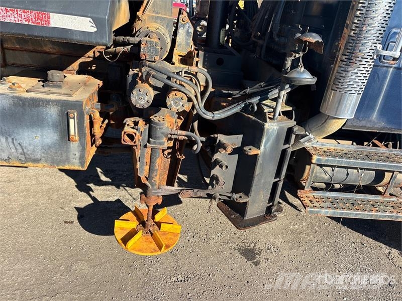 Freightliner FL80 4x2 Spreader Truck Kommunal-Sonderfahrzeuge