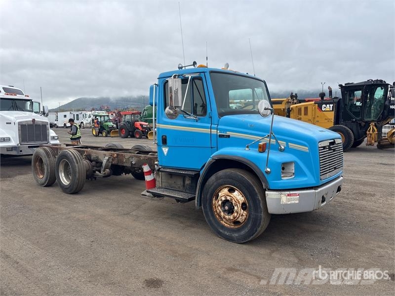 Freightliner FL80 4x2 Cab and Chassis (Inoperable) Kabinen
