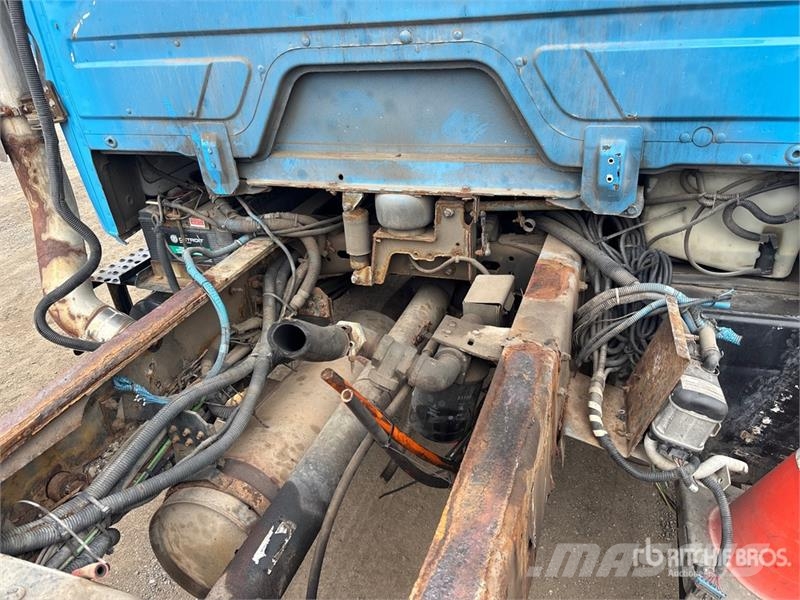 Freightliner FL80 4x2 Cab and Chassis (Inoperable) Kabinen