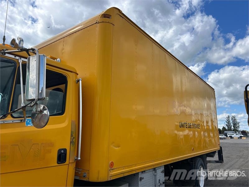 Freightliner FL80 4x2 Utility Truck Kiperi