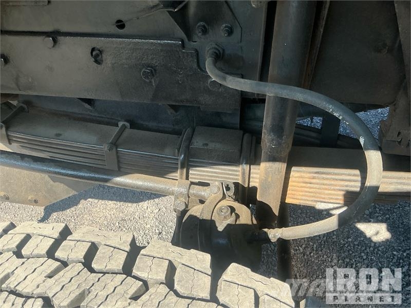 Freightliner FL80 4x4 Snow Plow Truck Veicoli municipali