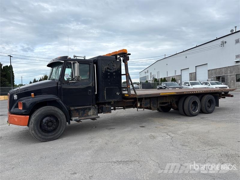 Freightliner FL80 6x4 Sleeper Rollback Truck Bergungsfahrzeuge
