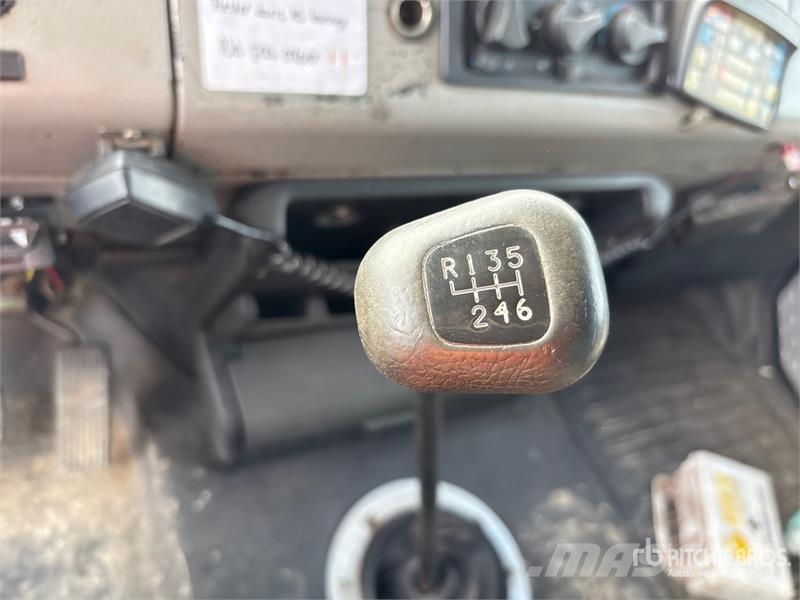 Freightliner FL80 6x4 Sleeper Rollback Truck Bergungsfahrzeuge