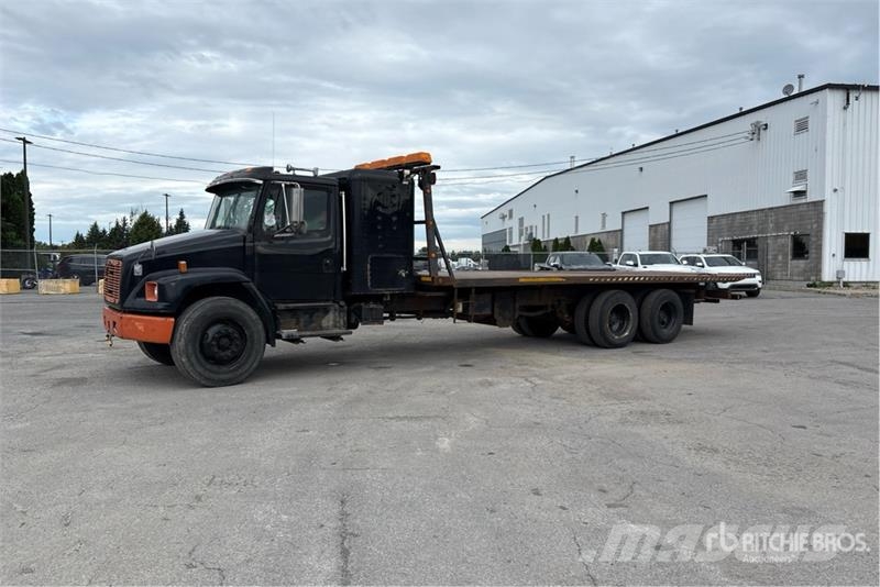 Freightliner FL80 6x4 Sleeper Rollback Truck Bergungsfahrzeuge