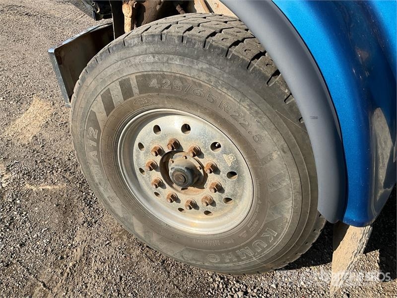 Freightliner FLD 112SD Lastbiler med tip