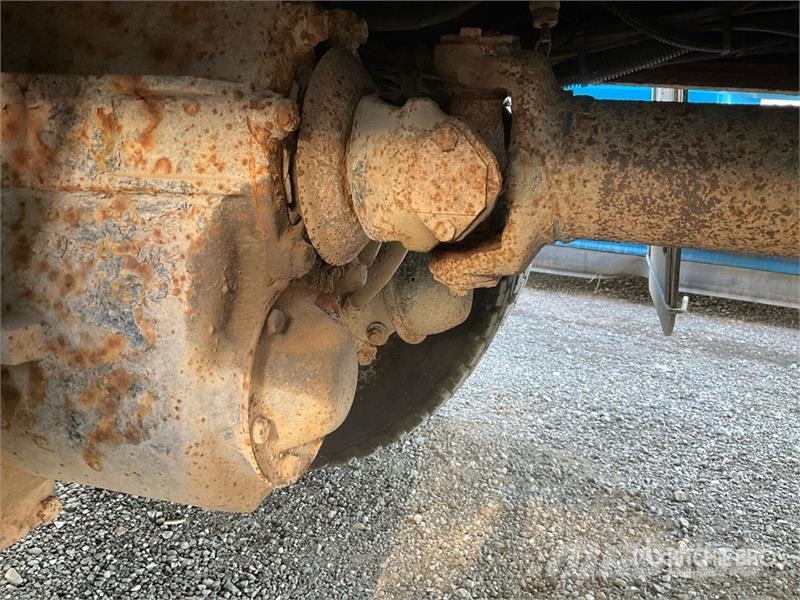 Freightliner FLD 112SD Lastbiler med tip